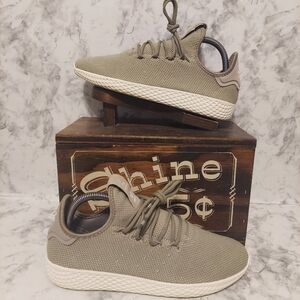 Pre-owned 2017 Adidas Pharrell x tennis HU